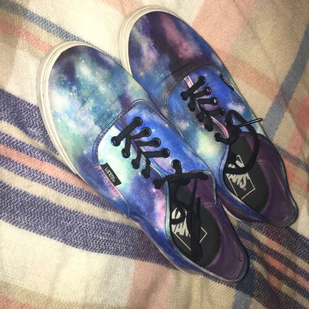 Galaxy Vans