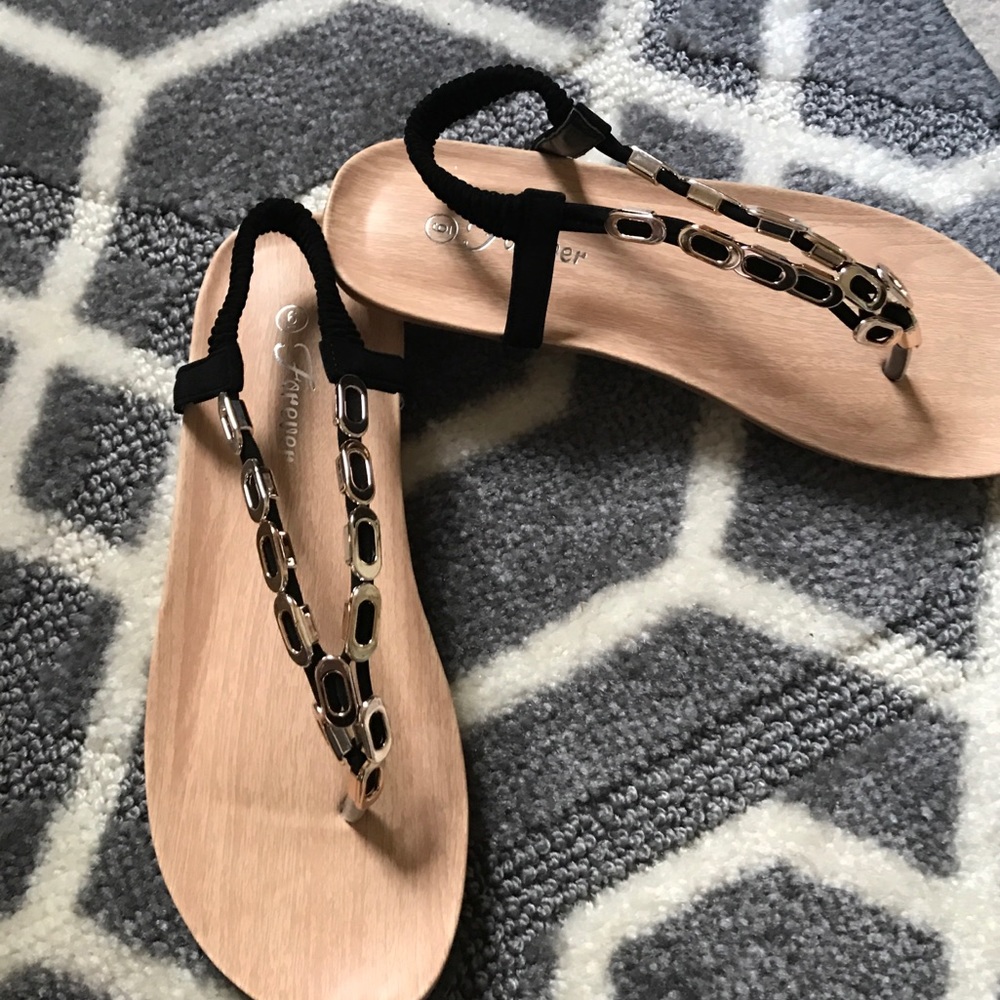 Sandals Brand New never worn!!!