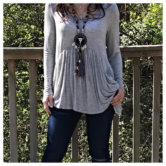 🆕 gathered style baby doll top - Picture 2 of 6