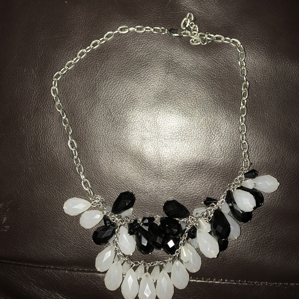 Black and white necklace