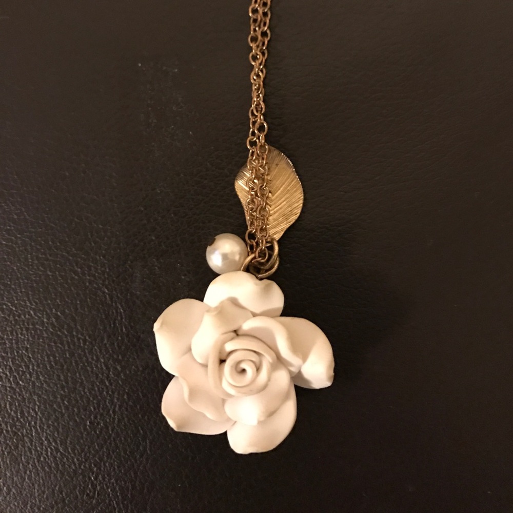 Necklace - Picture 2 of 2