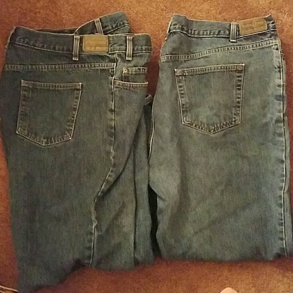 2 pairs Kirkland bluejeans - Picture 3 of 3