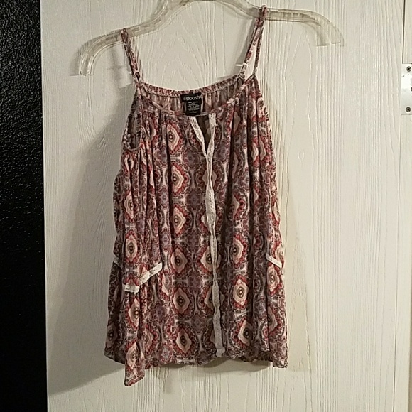 Crop Top - Picture 1 of 1