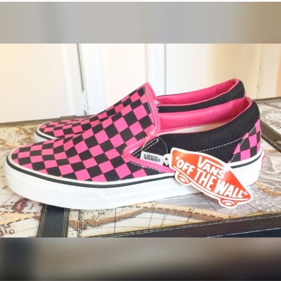 Back in 🚨🆕 Vans off the wall checker sneakers - Picture 2 of 5