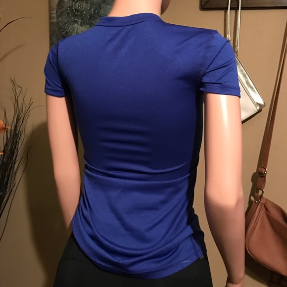 Nike - Picture 3 of 4