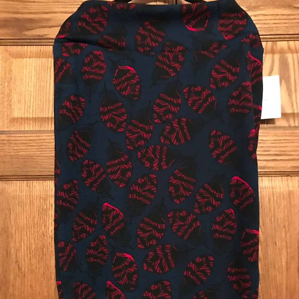LuLaRoe Cassie new with tags