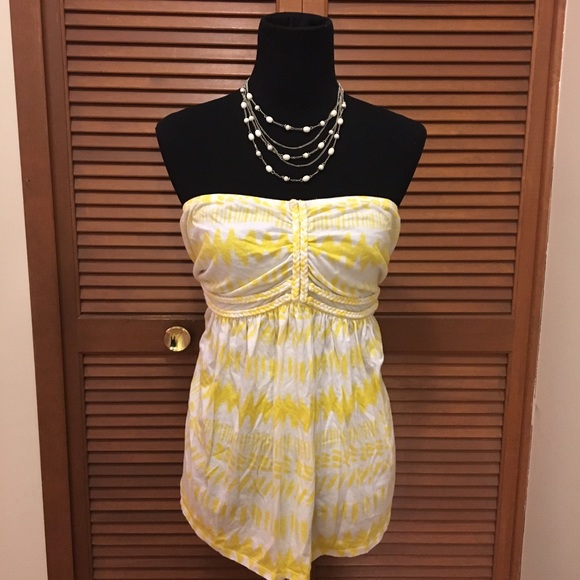 Lane Bryant Tops - Lane Bryant plus size yellow & white strapless top