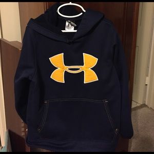Under armour boys hooded sweat shirt