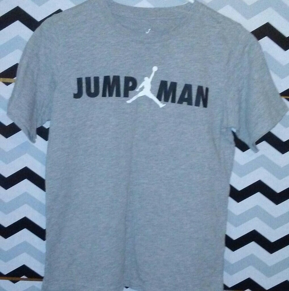 Womens jordan t shirt size large