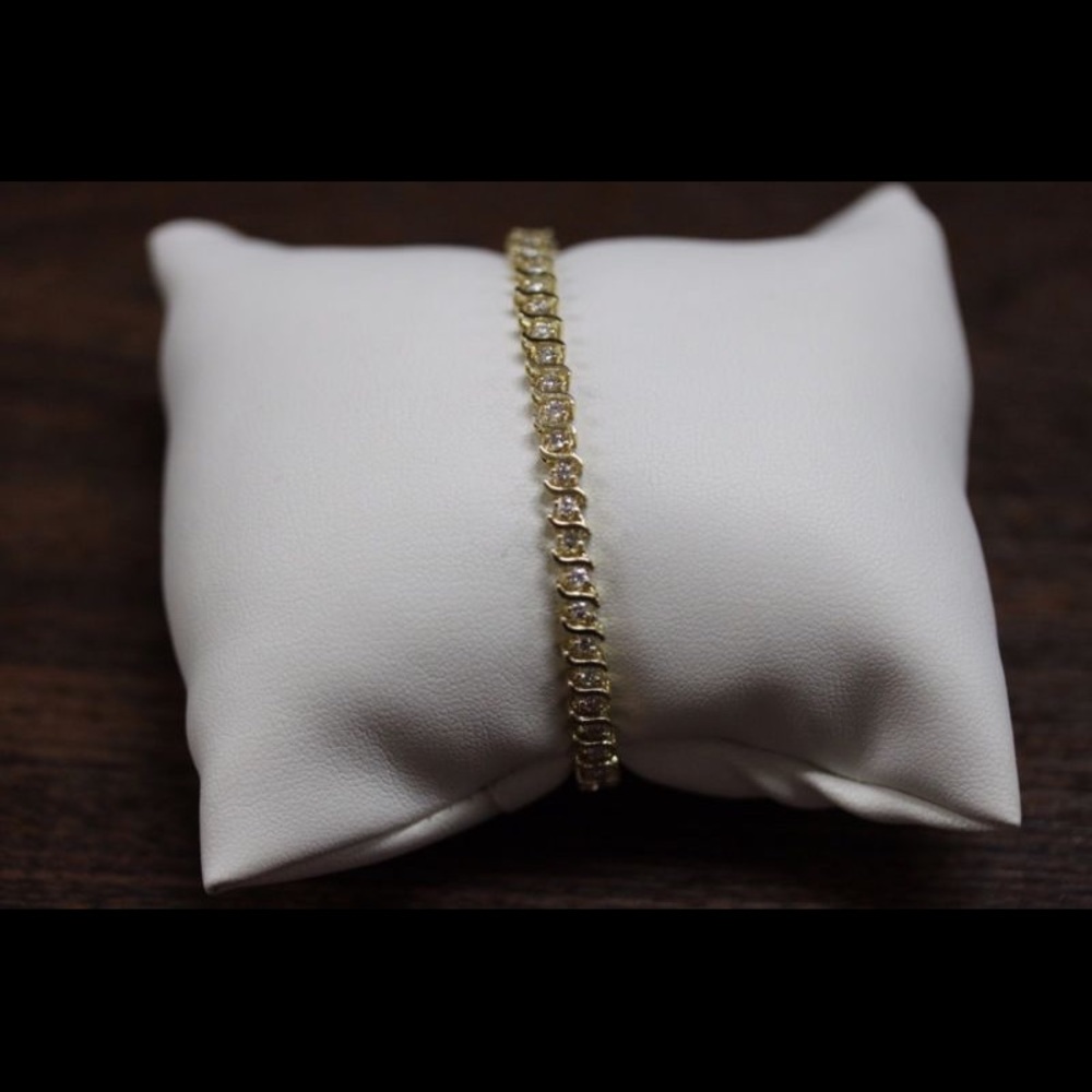 Ladies' Diamond Tennis Bracelet 14K Yellow Gold