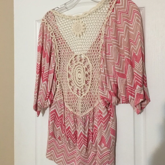 Lacy Spring Blouse - Picture 1 of 3