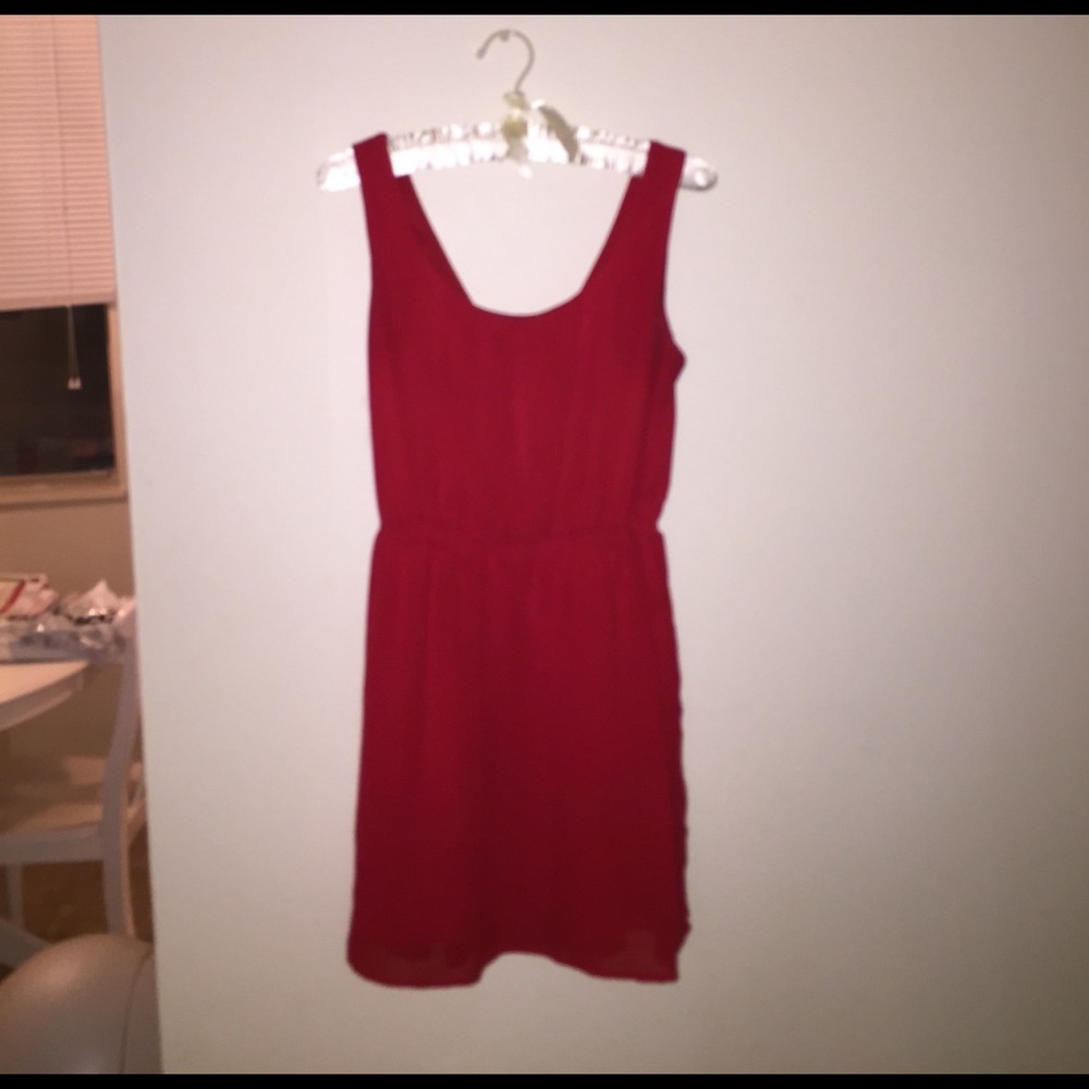 Red Dress! - Picture 3 of 8