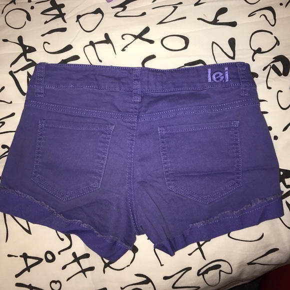 Shorts - Picture 2 of 2