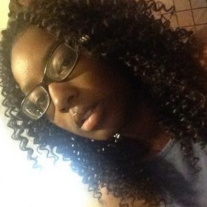 Meet your Posher, Lee