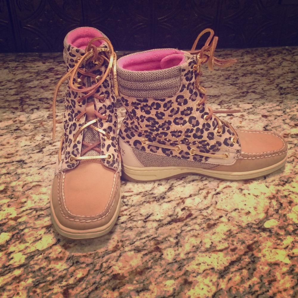 Sperry Shoes. Leopard print lace up boots.