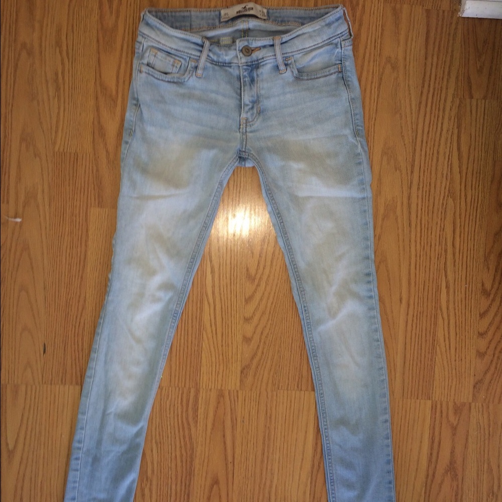 light wash jeans