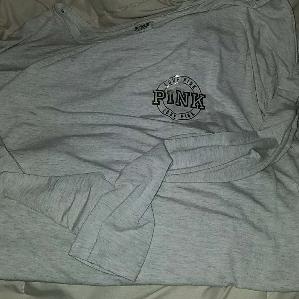 NWOT PINK VS SUPER SOFT TEE