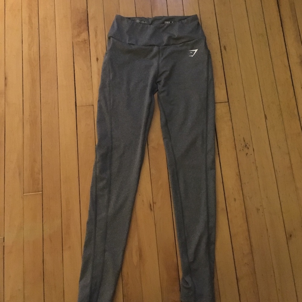 Gymshark, high-wasted gray leggings in size Medium