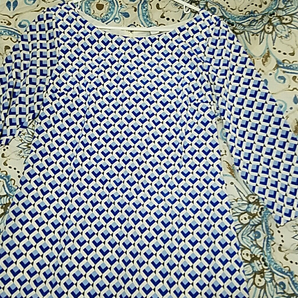 Size M Old Navy quarter sleeve dress.