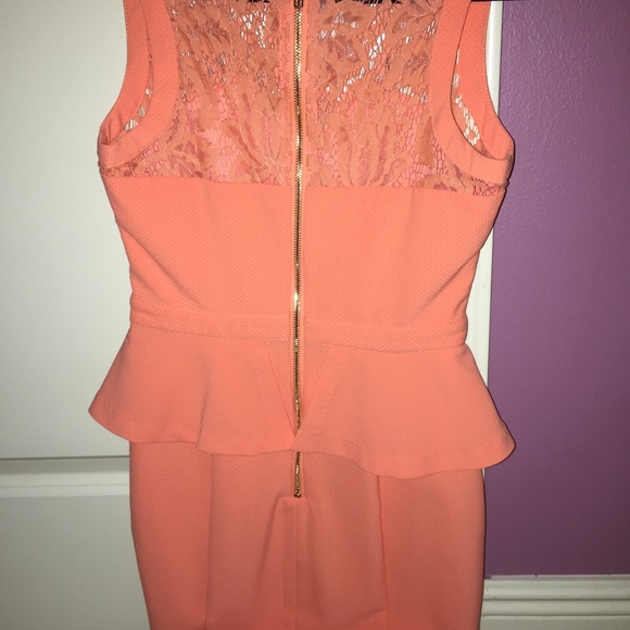Coral Gianni Bini Dress - Picture 2 of 3