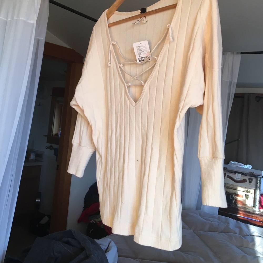 NWT free people sweater lightweight