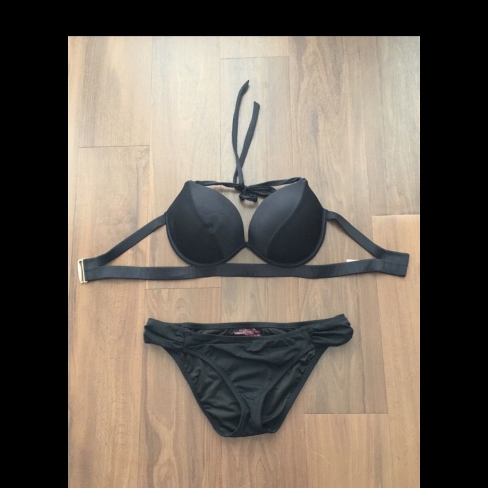 Victoria Secret bikini