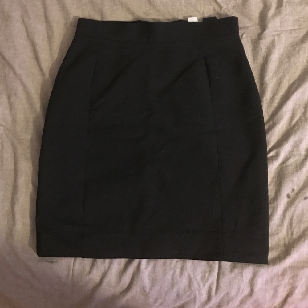 Black pencil skirt