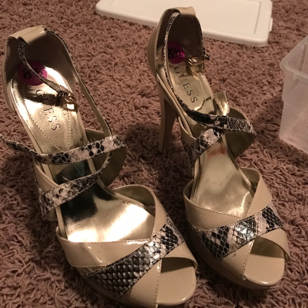 Guess Heels 👠 size 8.5