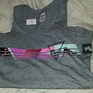NWT PINK VS CROPPED SLEEVLESS TANK