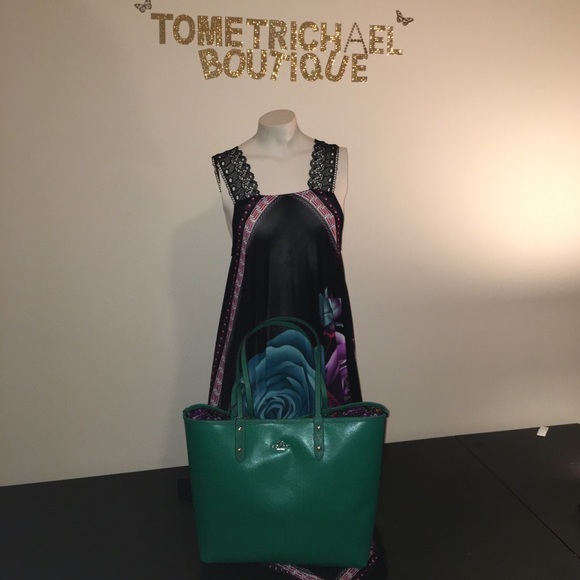 Dresses & Skirts - Dress💋💋