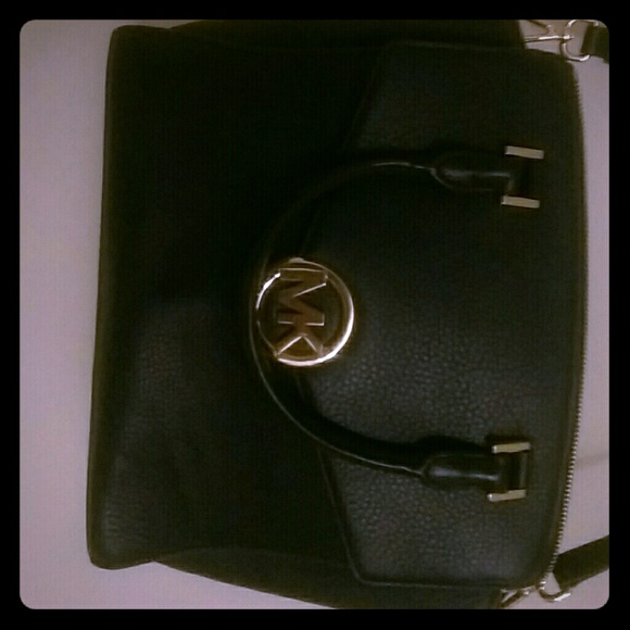 Mk satchel - Picture 1 of 1