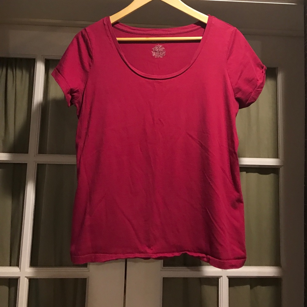 St John's Bay fushia capsleeved tee L 🌟