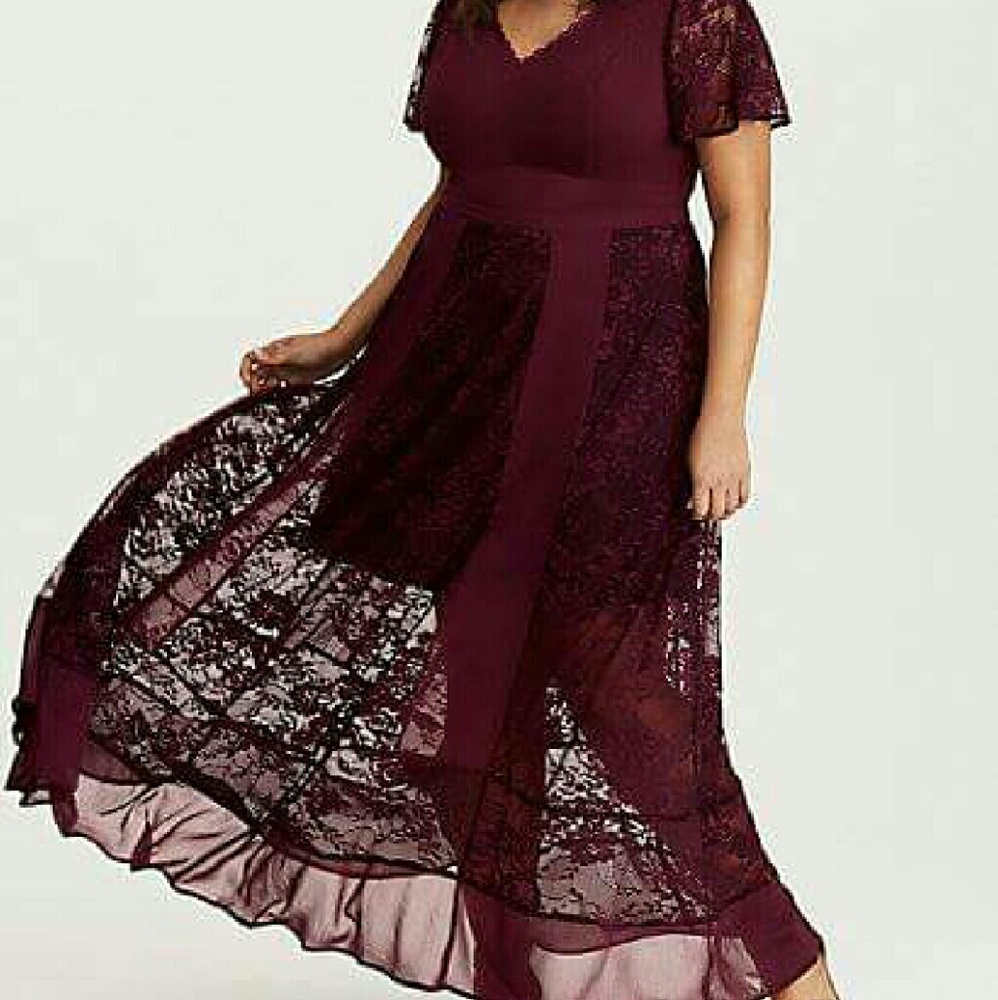 ISO TORRID MAROON DRESS INSIDER SZ 3/4 or 24W/26W