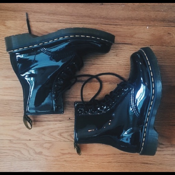 Dr. Martens Shoes - Patent leather Docs