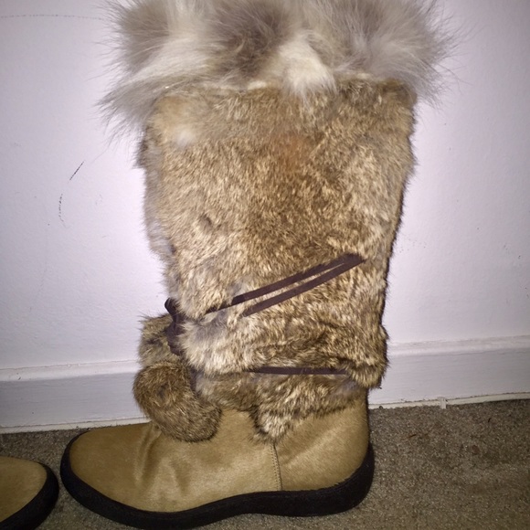REAL FOX AND RABBIT FUR tan winter boots - Picture 2 of 3