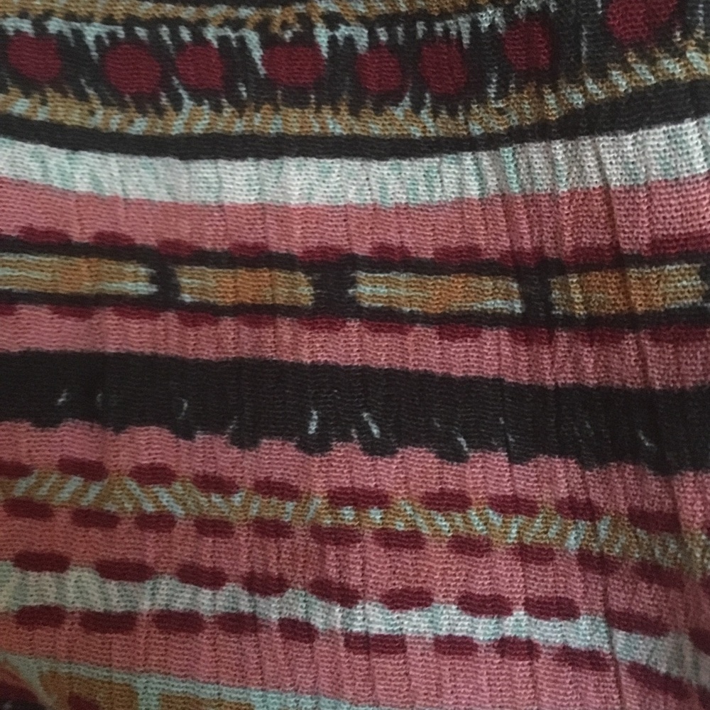 Patterned Shorts - Picture 2 of 3