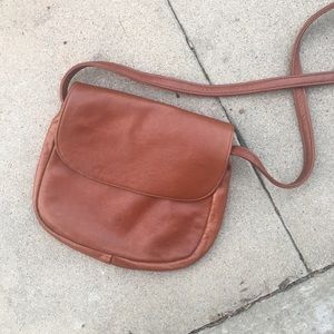 Vintage brown leather purse.