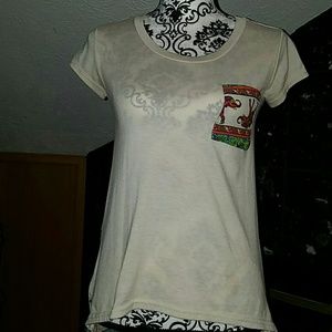 Adorable elephant tee🐘
