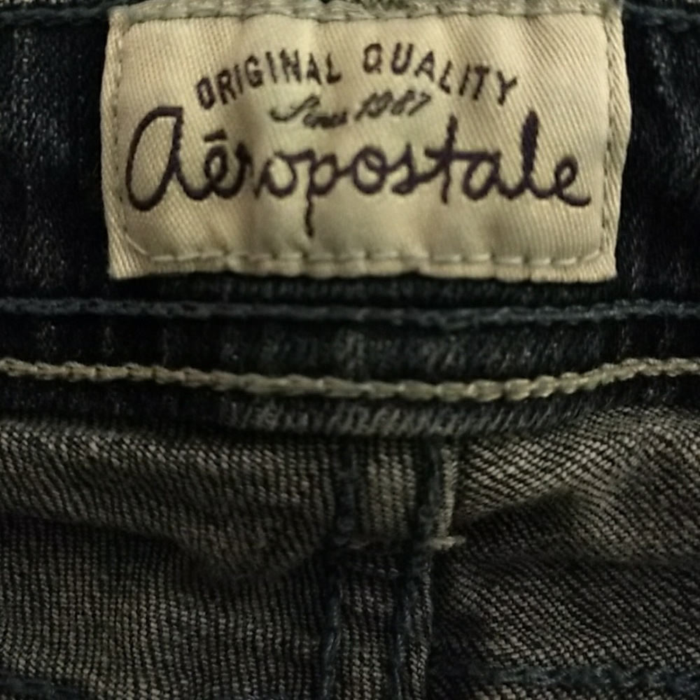 Jeans - Picture 3 of 3