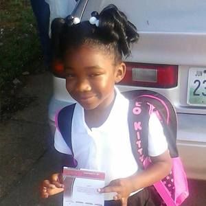 Meet your Posher, Carrie