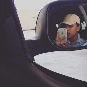 Meet your Posher, Alyssa