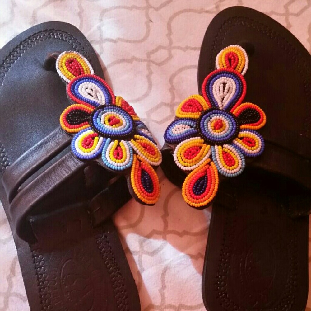 Sandals - Picture 2 of 4