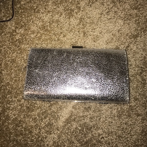 Silver clutch - Picture 2 of 3
