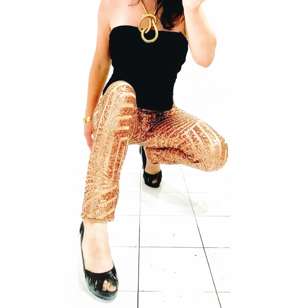 NWOT RARE BCBGMaxAzria Rose Gold Sequin Legging