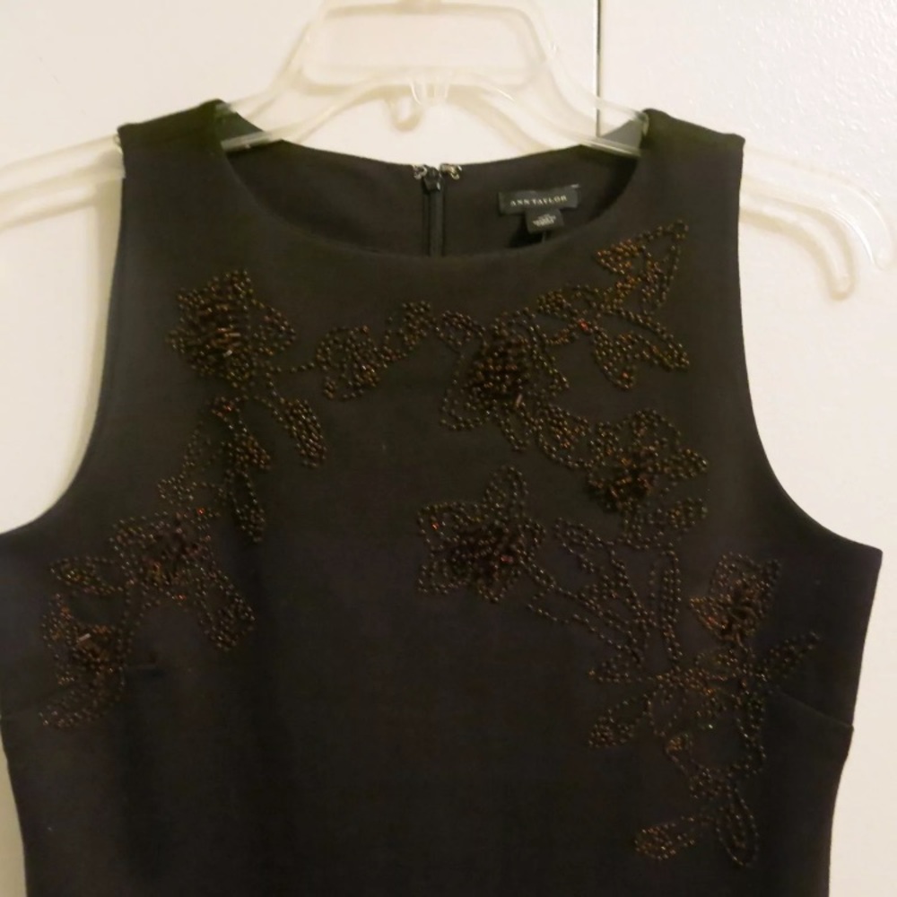 Ann Taylor - Black Beaded Vest Top Size Small NWT