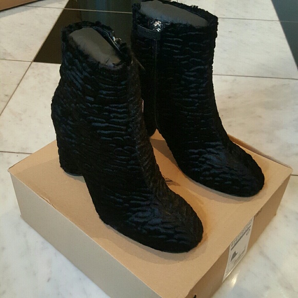 Zara Faux Fur Ankle Boots - Picture 3 of 8