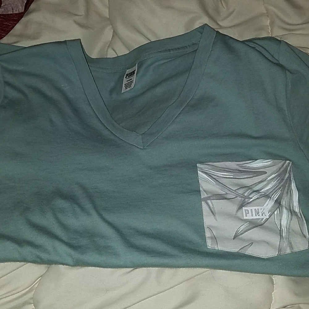 LN PINK VS BLUE TEE