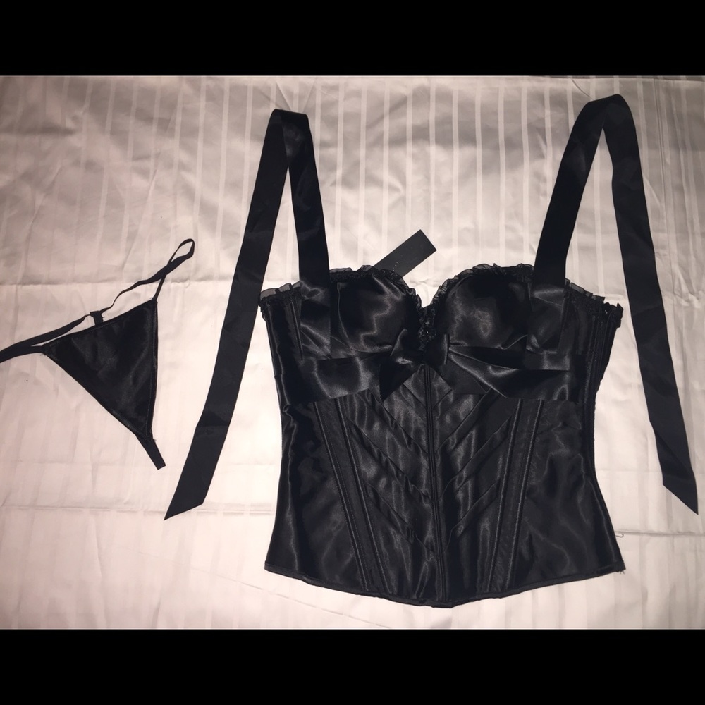 NEW Black Silk Corset Set (Size Large)