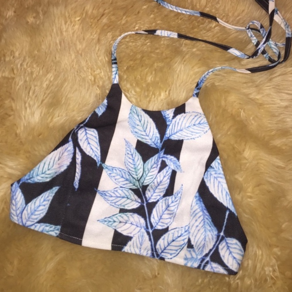 LF - Striped Blue Leaf Halter Top - S