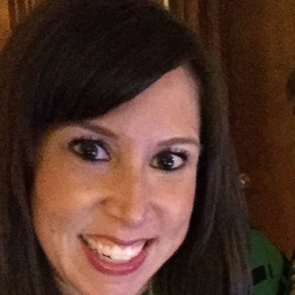 Meet your Posher, Jessica - Picture 1 of 1